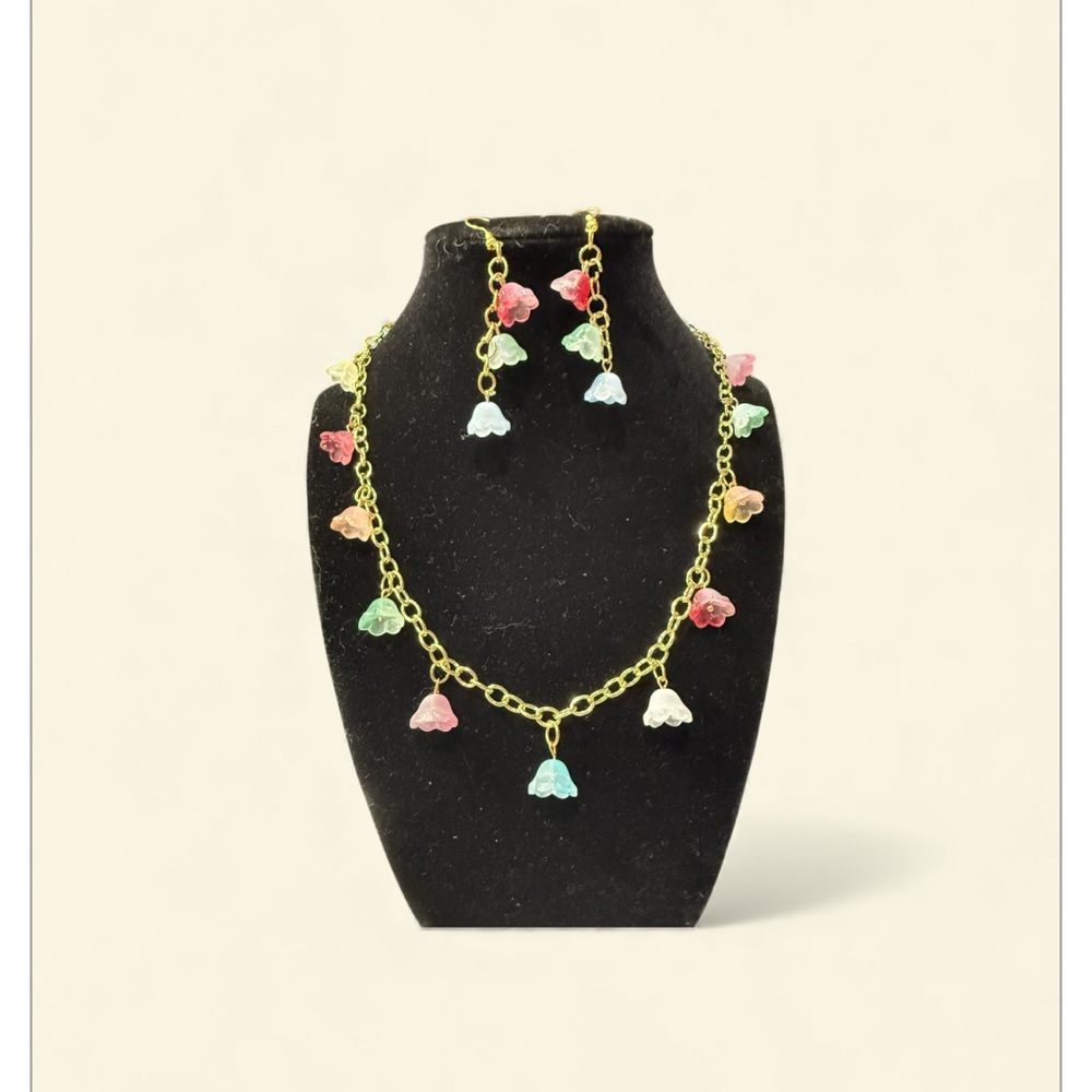 Dainty Resin Floral Charm Necklace and Earring Set Gold Plated
